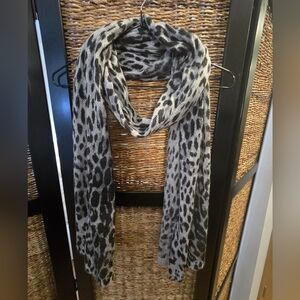 Ralph Lauren Gray Animal Print Scarf